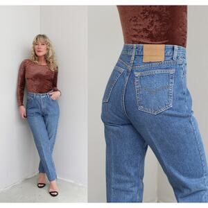 1980's Vintage Levi's 17501 USA Made Mom Jeans ~ Women's SM MD 28" 29" Waist
